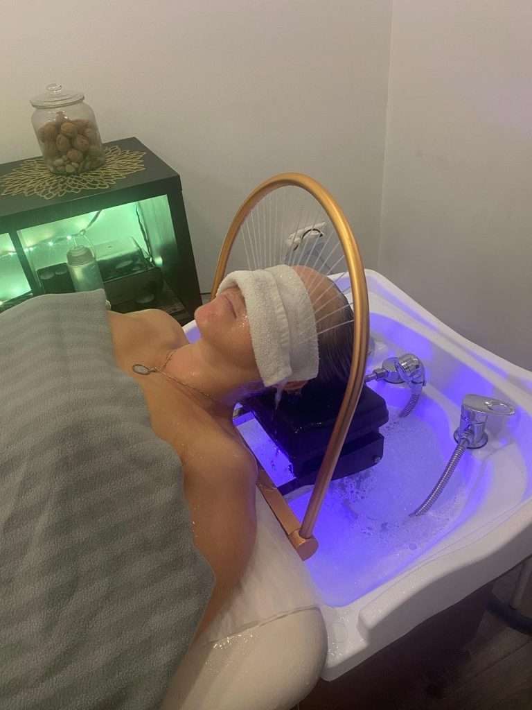 Spa capil·lar japonés amb cascada d’aigua a Body&Mind València